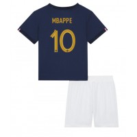 Dječji Nogometni Dres Francuska Kylian Mbappe #10 Domaci SP 2022 Kratak Rukav (+ Kratke hlače)